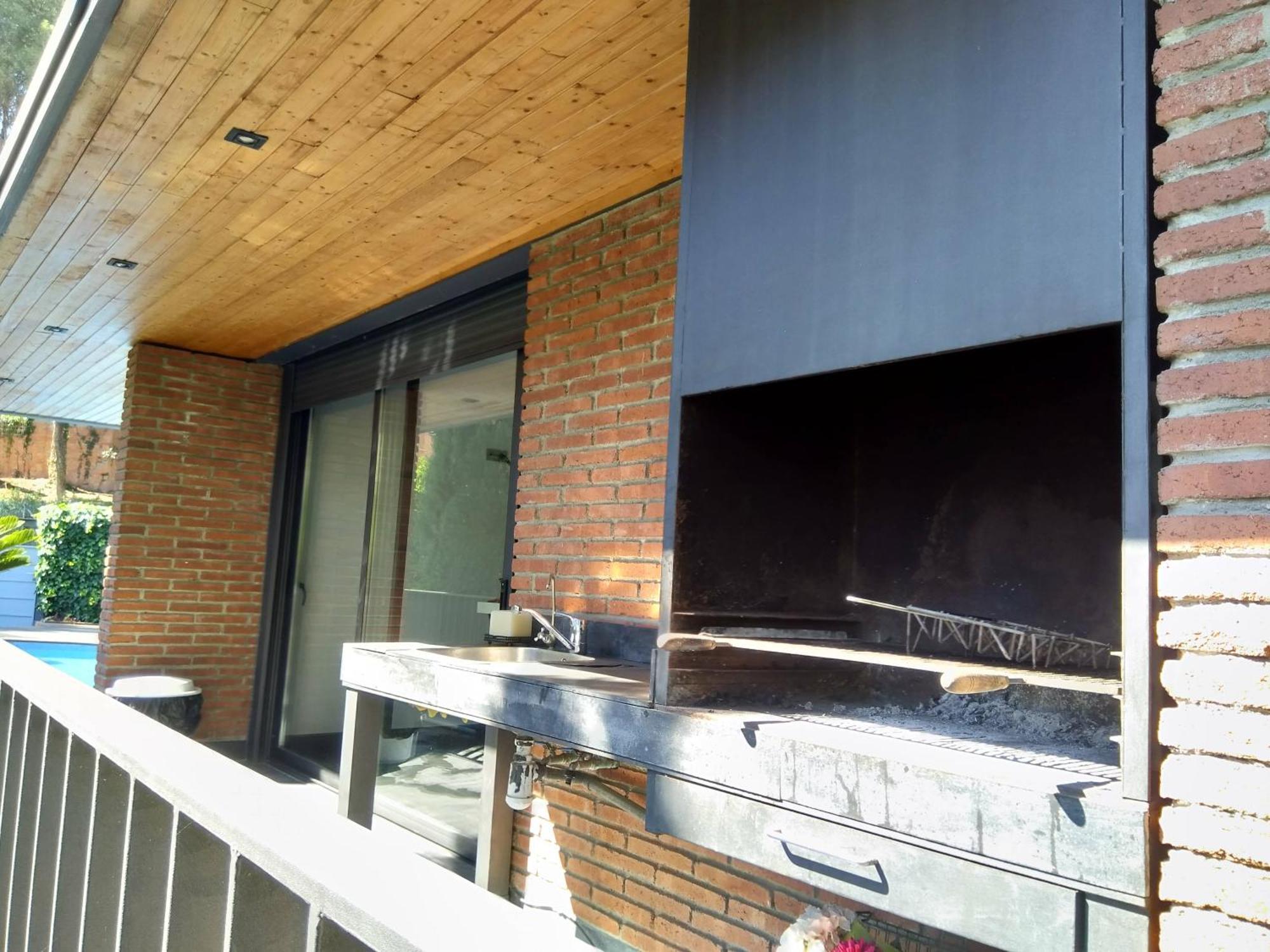 Villa Del Bosque Castelldefels Exterior foto